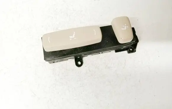 Toyota Avensis T250 Seat control switch 18a013