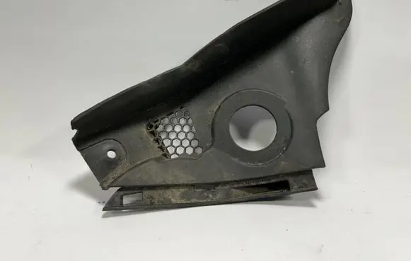 Opel Astra J Wiper trim 13267107