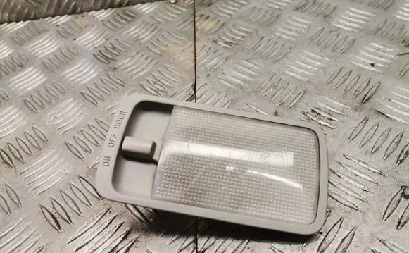 Toyota Corolla Verso AR10 Rear seat light