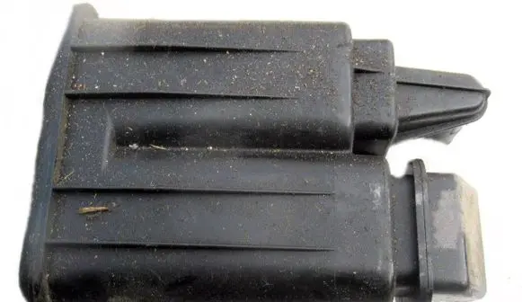 Opel Karl Active carbon filter fuel vapour canister 