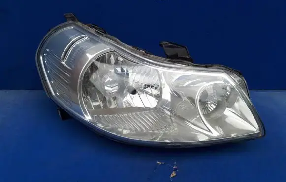 Suzuki SX4 Headlight/headlamp KOITO10016684