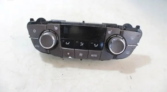 Opel Insignia A Interior fan control switch 