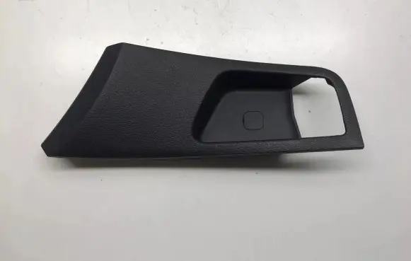 KIA Sportage Front door interior handle trim 826111F000