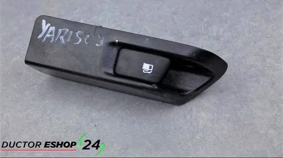 Toyota Yaris Fuel tank opening switch 
