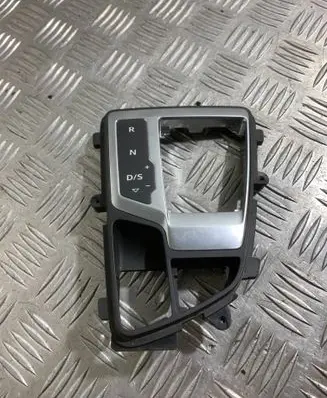 Audi Q7 4M Gear shift selector indicator 4M1713111F
