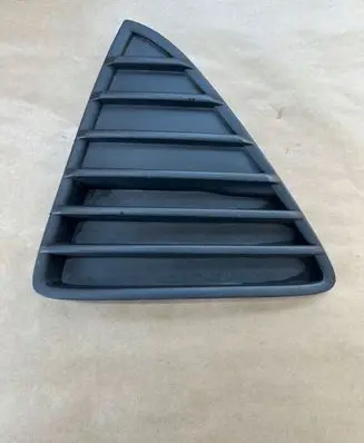 Ford Focus Tow hook cap/cover 17K947
