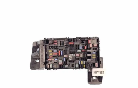 Ram 1500 Fuse module P68312776AC 68312776AC T8318255842E