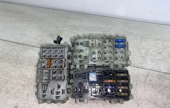 Ford S-MAX Fuse module 6G9T14K13 GB20GF101