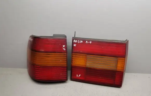Volkswagen PASSAT B4 Rear/tail lights set 3a5945111 3a5945107a