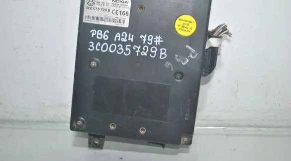 Volkswagen PASSAT B6 Bluetooth control unit module 3C0035729B