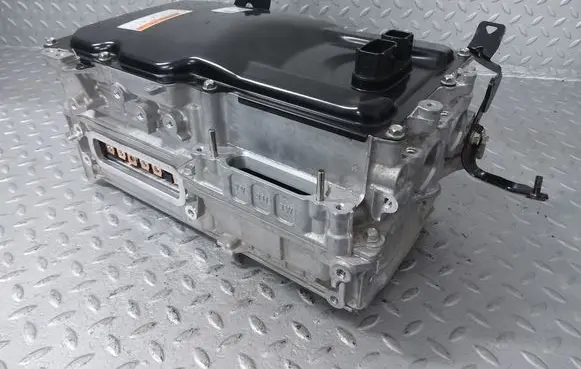 Toyota RAV 4 (XA50) Voltage converter inverter G92A042140 2321004920