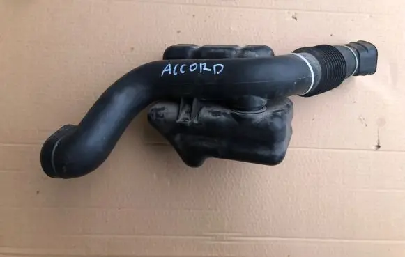 Honda Accord Intake resonator 