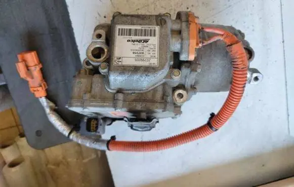 Chevrolet Volt I Air conditioning (A/C) compressor (pump) 22799205