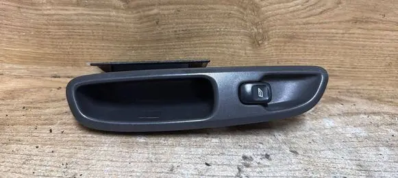 Volvo V70 Electric window control switch 9193301