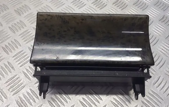 Mercedes-Benz E W210 Rear door ashtray 