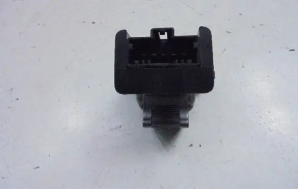 Honda FR-V Electric window control switch M20783