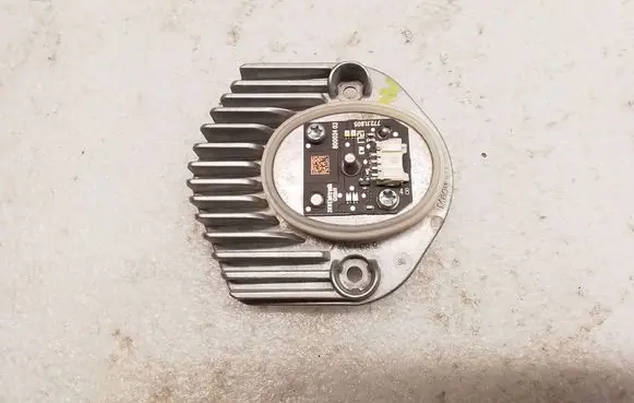 BMW 7 G11 G12 LED ballast control module 74086999