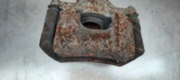 Toyota Aygo AB10 Front brake caliper