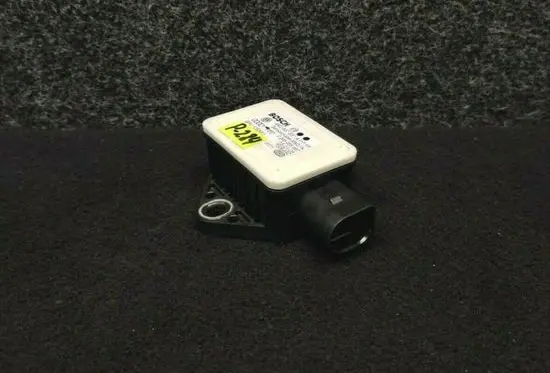 Audi A4 S4 B8 8K ESP acceleration yaw rate sensor 8K0907637A