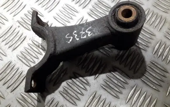 Mercedes-Benz ML W163 Engine mount bracket