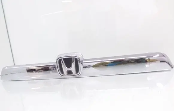 Honda CR-V Trunk door license plate light bar 74890SWWE110M1