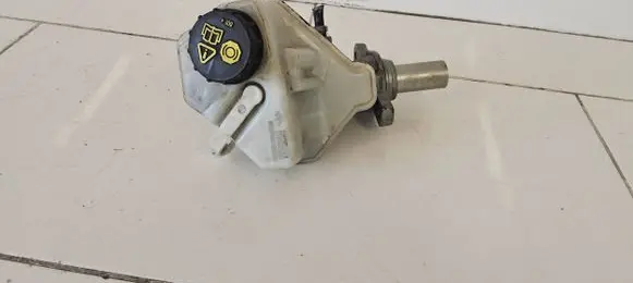 Volvo V70 Master brake cylinder 31400791