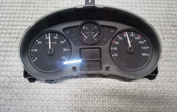 Peugeot Partner Speedometer (instrument cluster) 9801642280