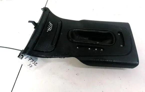 Chrysler 300M Other interior part 0SG30TRMAA VE2177822679