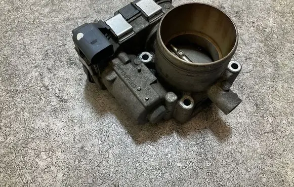 Audi A4 S4 B9 Throttle valve 03F133062C