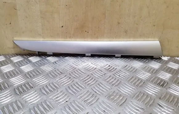 Subaru Outback Panel trim