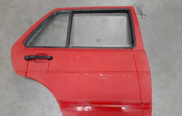 Volkswagen Golf III Front door 191