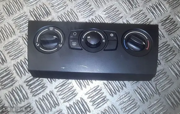 BMW 3 E90 E91 Climate control unit 698806401