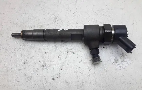 Alfa Romeo 147 Fuel injector 0445110