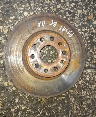 Volkswagen PASSAT B6 Front brake disc