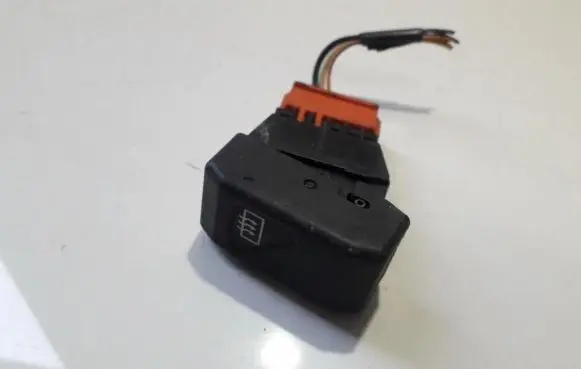 Renault Espace II Windscreen/window heater switch VALEO6264