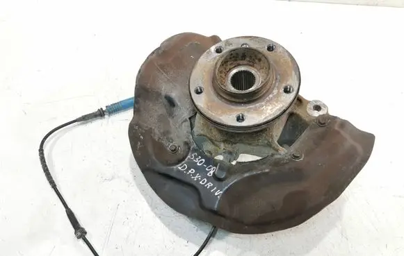 BMW 5 E60 E61 Front wheel hub