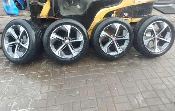 Jaguar E-Pace R19 alloy rim 5X108 8JX19