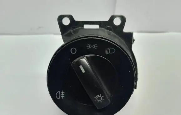 Volkswagen Polo Light switch 6Q0941531B
