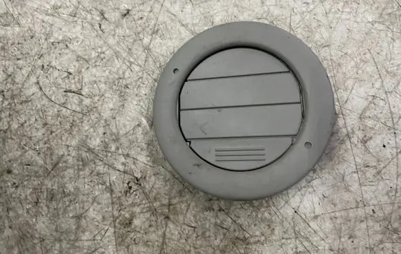 Ford Transit Quarter panel pressure vent 