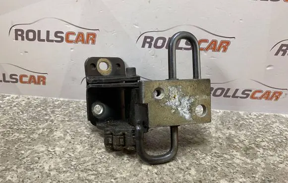 Audi A6 S6 C6 4F Front door lower hinge 8E0831411B