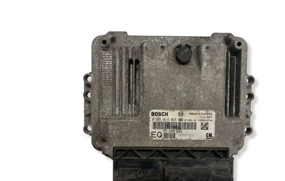 Opel Astra G Engine control unit/module 55205623