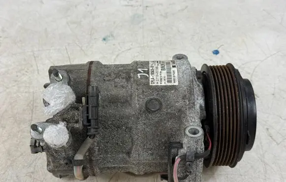 Jaguar XE Air conditioning (A/C) compressor (pump) CPLA19D629BF