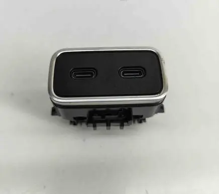 Mercedes-Benz GLE W167 USB socket connector A1678203403