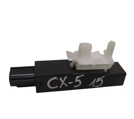 Mazda CX-5 Aerial antenna amplifier KD45676NXA X1T60671141226