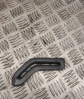 Volvo V50 Seat belt trim 31250173