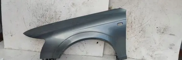 Audi A6 S6 C6 4F Fender