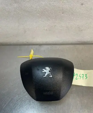 Peugeot 308 SW Trunk lid opening control unit 