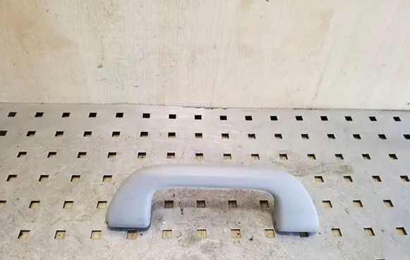 Honda CR-V Front interior roof grab handle