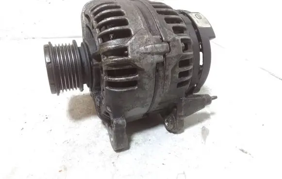 Audi A3 S3 8L Generator/alternator 2111871202