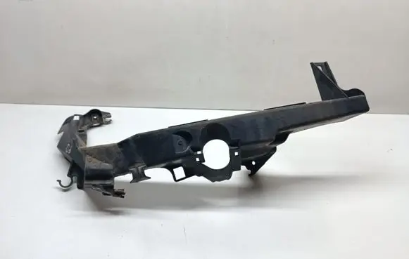 BMW 3 E90 E91 Headlight/headlamp mounting bracket 7116708 51647116708